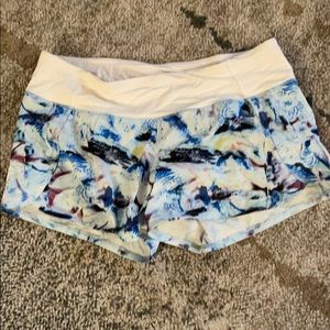 Lululemon run times short